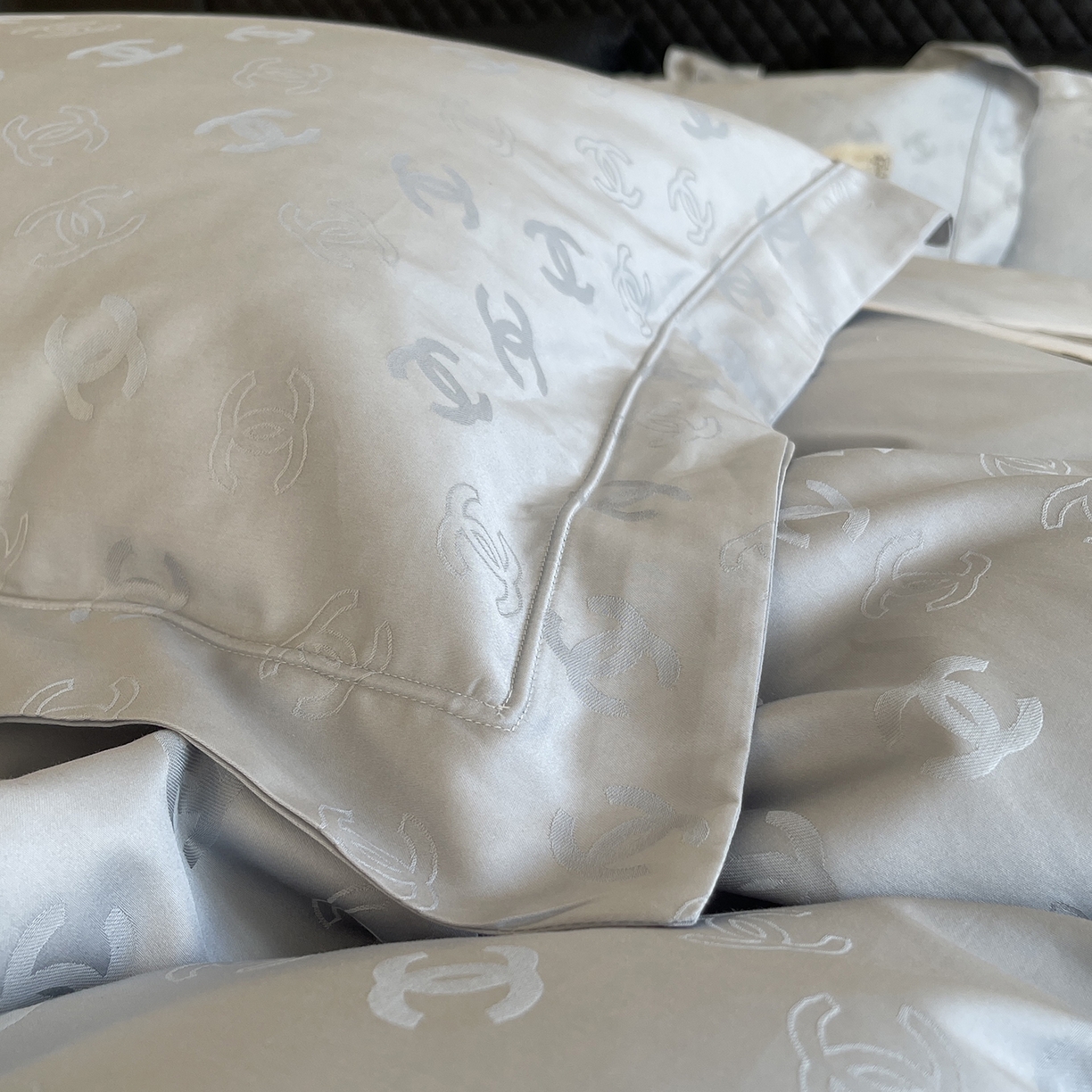 91家纺网 家纺一手货源 找家纺 莱豫家纺 2025秋冬新款长绒棉纯棉提花四件套 佐罗