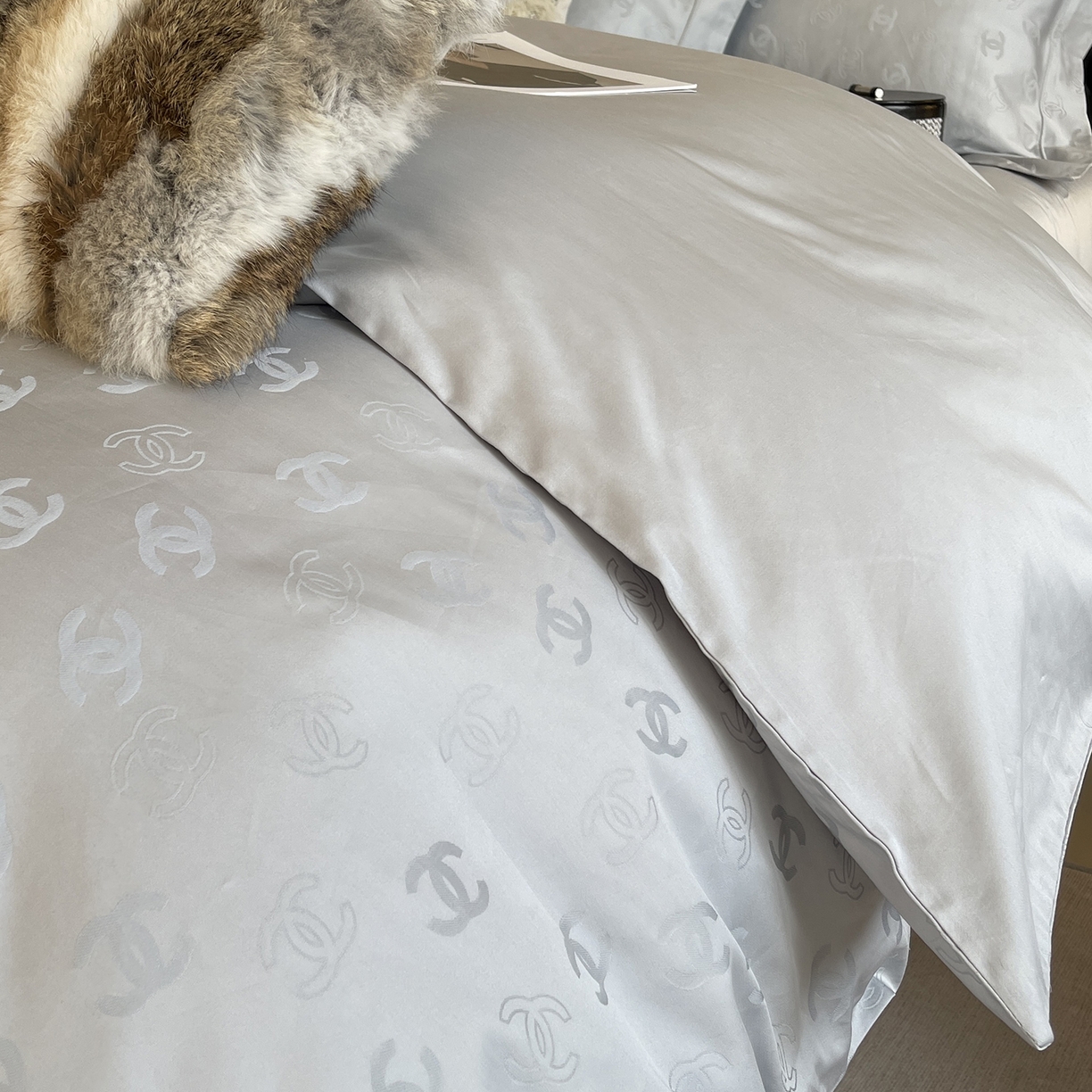 91家纺网 家纺一手货源 找家纺 莱豫家纺 2025秋冬新款长绒棉纯棉提花四件套 佐罗