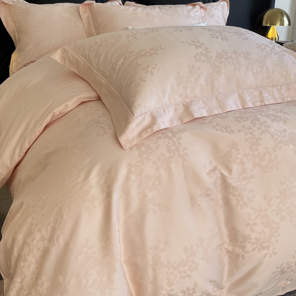 91家纺网 家纺一手货源 找家纺 莱豫家纺 2025秋冬新款长绒棉纯棉提花四件套 瓦妮莎