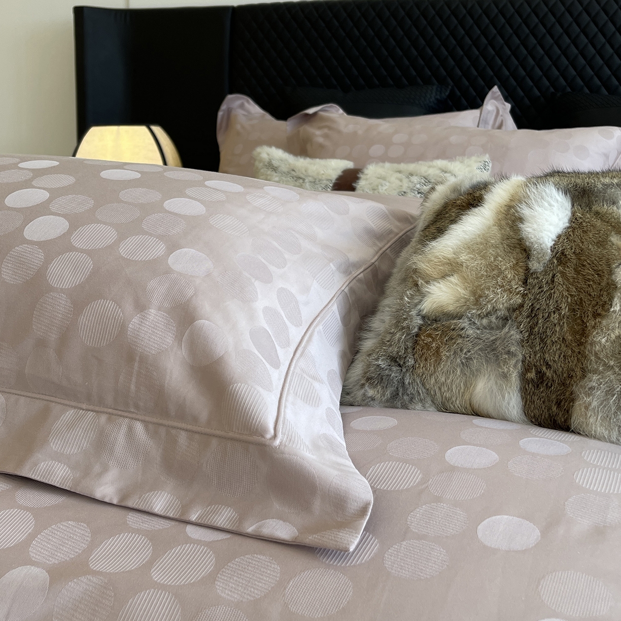 91家纺网 家纺一手货源 找家纺 莱豫家纺 2025秋冬新款长绒棉纯棉提花四件套 黛莉安