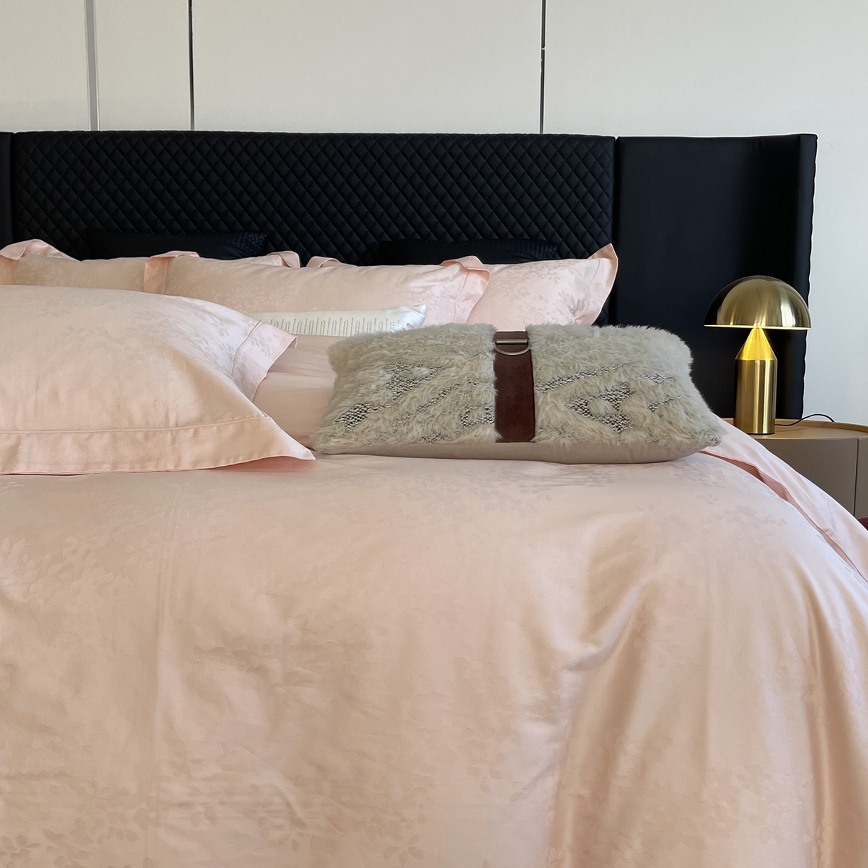 91家纺网 家纺一手货源 找家纺 莱豫家纺 2025秋冬新款长绒棉纯棉提花四件套 瓦妮莎