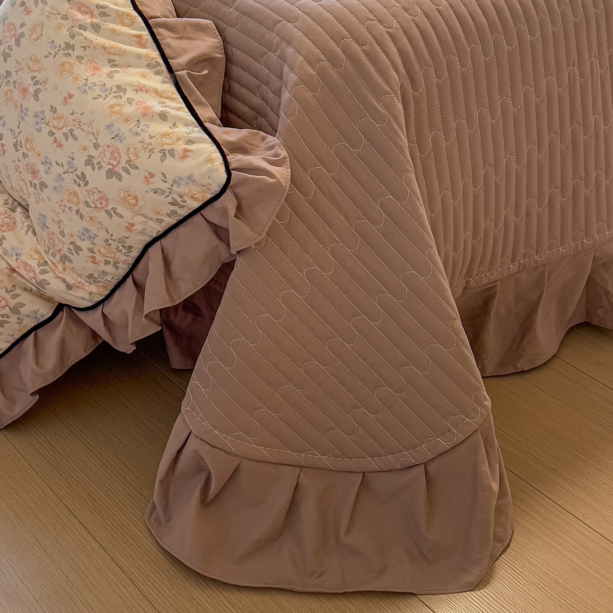 91家纺网 家纺一手货源 找家纺 美梦家纺 2025新款亲肤舒适高克重云感棉床盖四件套 花盏·黄