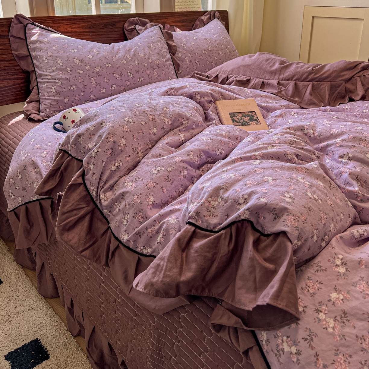 91家纺网 家纺一手货源 找家纺 美梦家纺 2025新款亲肤舒适高克重云感棉床盖四件套 梦华录·红