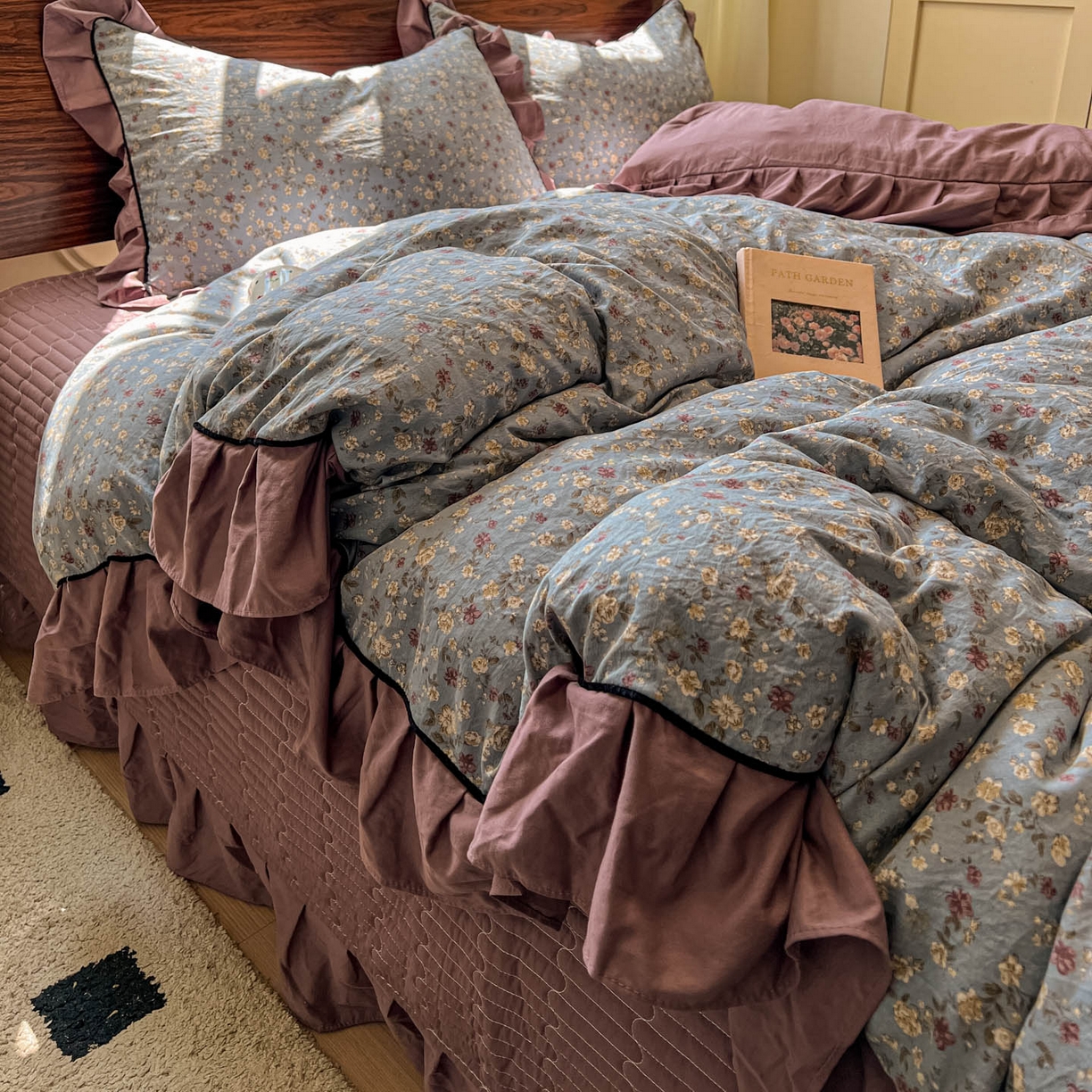 91家纺网 家纺一手货源 找家纺 美梦家纺 2025新款亲肤舒适高克重云感棉床盖四件套 桐秋·红