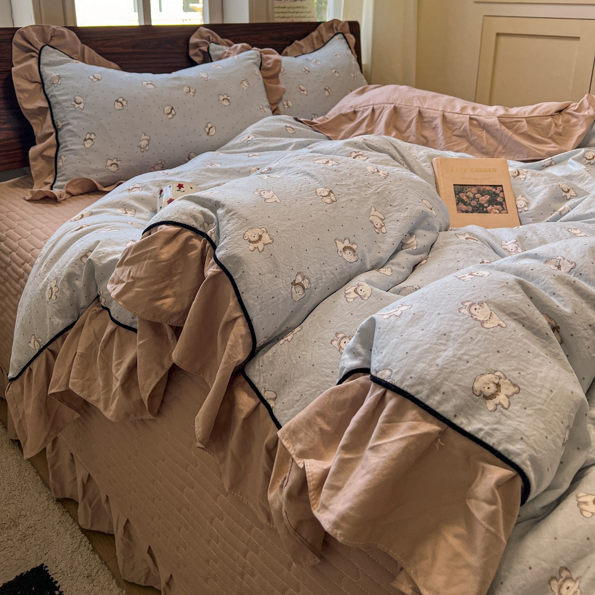 91家纺网 家纺一手货源 找家纺 美梦家纺 2025新款亲肤舒适高克重云感棉床盖四件套 星愿狗·绿