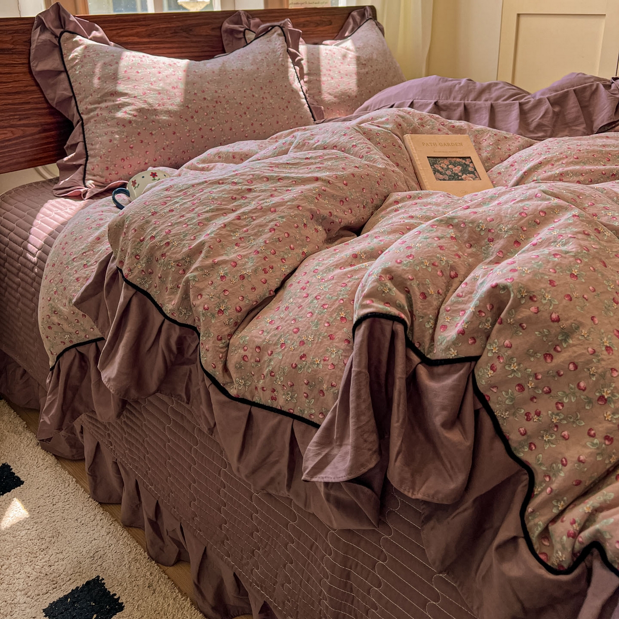 91家纺网 家纺一手货源 找家纺 美梦家纺 2025新款亲肤舒适高克重云感棉床盖四件套 樱桃季