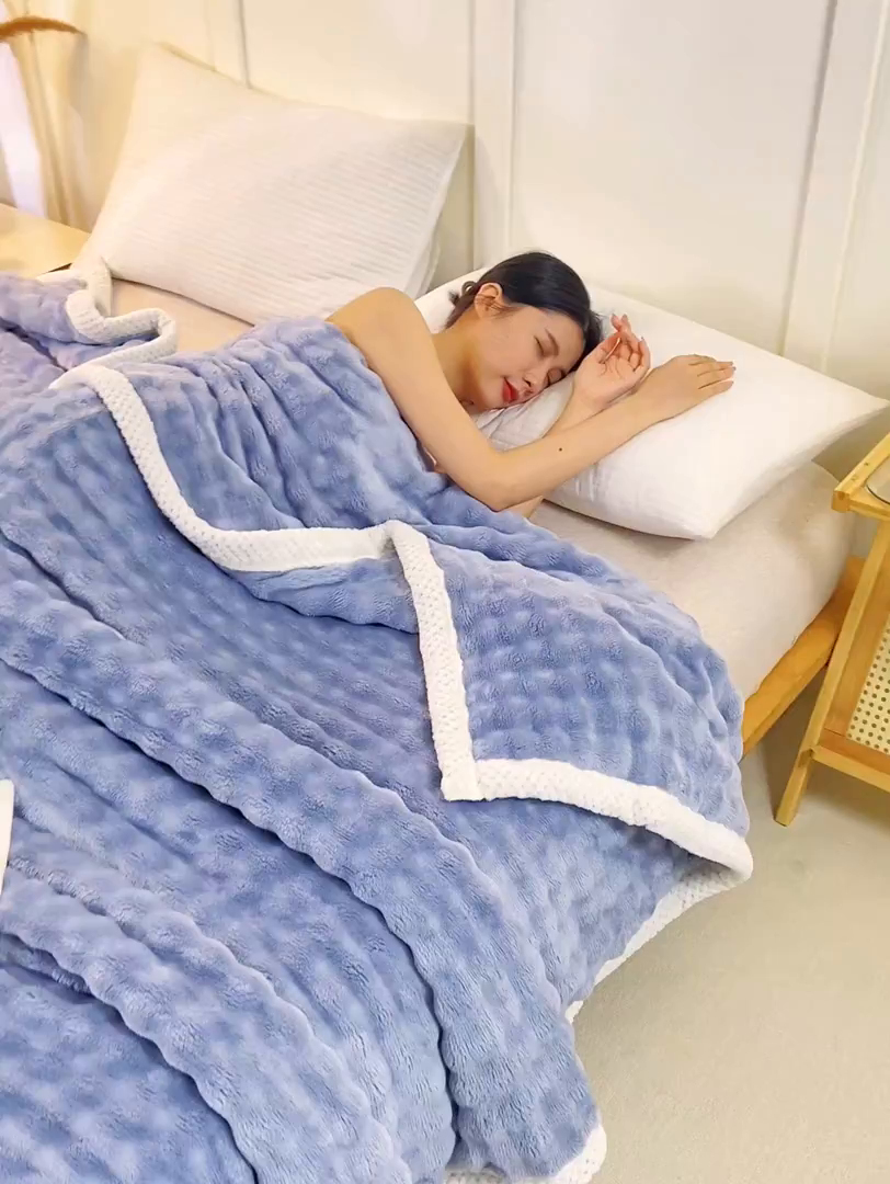 91家纺网 家纺一手货源 找家纺 爱彼家纺 2025秋冬新款玉兔云绒毛毯毯子午睡毯玉兔云绒系列 玉兔云绒-雾蓝