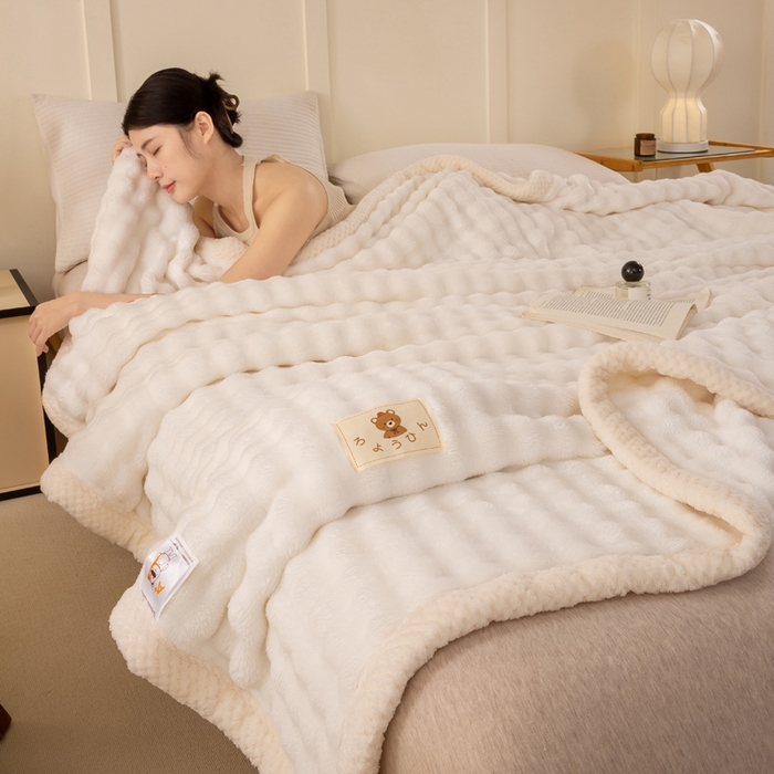 爱彼家纺 2025秋冬新款玉兔云绒毛毯毯子午睡毯玉兔云绒系列 玉兔云绒-米白