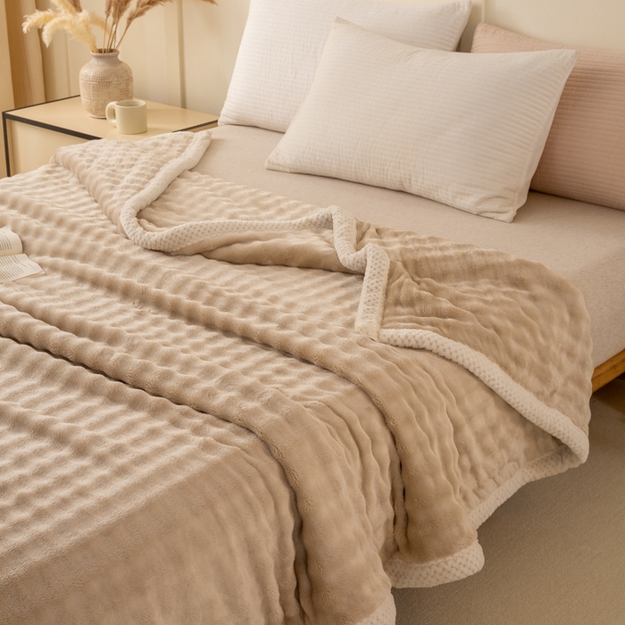 91家纺网 家纺一手货源 找家纺 爱彼家纺 2025秋冬新款玉兔云绒毛毯毯子午睡毯玉兔云绒系列 玉兔云绒-米咖