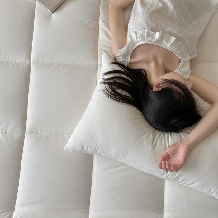 91家纺网 家纺一手货源 找家纺 三味舒屋 2025新款亲肤舒适简约本素棉花床褥 本源棉花床褥立体款