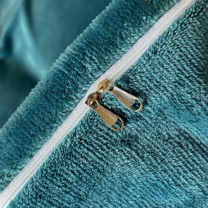 91家纺网 家纺一手货源 找家纺 诺梵家纺 2025新款8斤牛奶绒刺绣绣花四件套 寻春-宝蓝