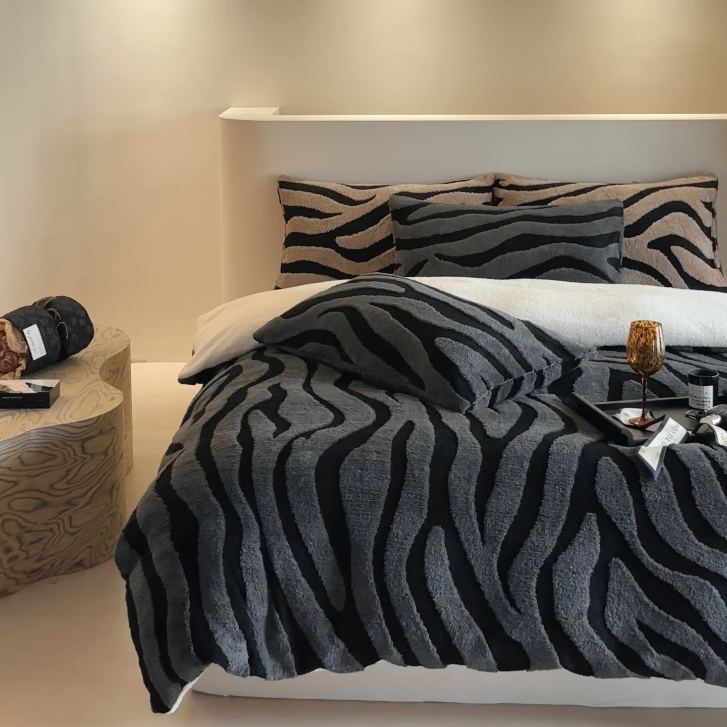 91家纺网 家纺一手货源 找家纺 （总）温宁家纺 2025新款斑马被套毯毛毯盖毯