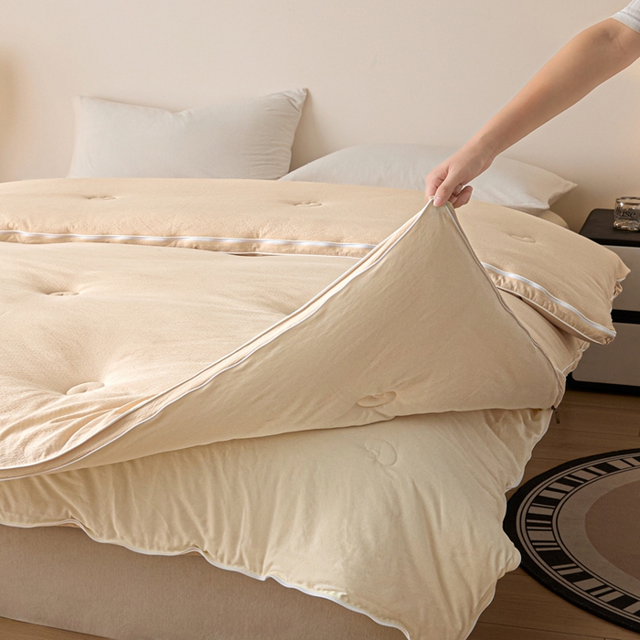 91家纺网 家纺一手货源 找家纺 秋泽家纺 2025新款皱皱纱提花子母被被子被芯 浅咖