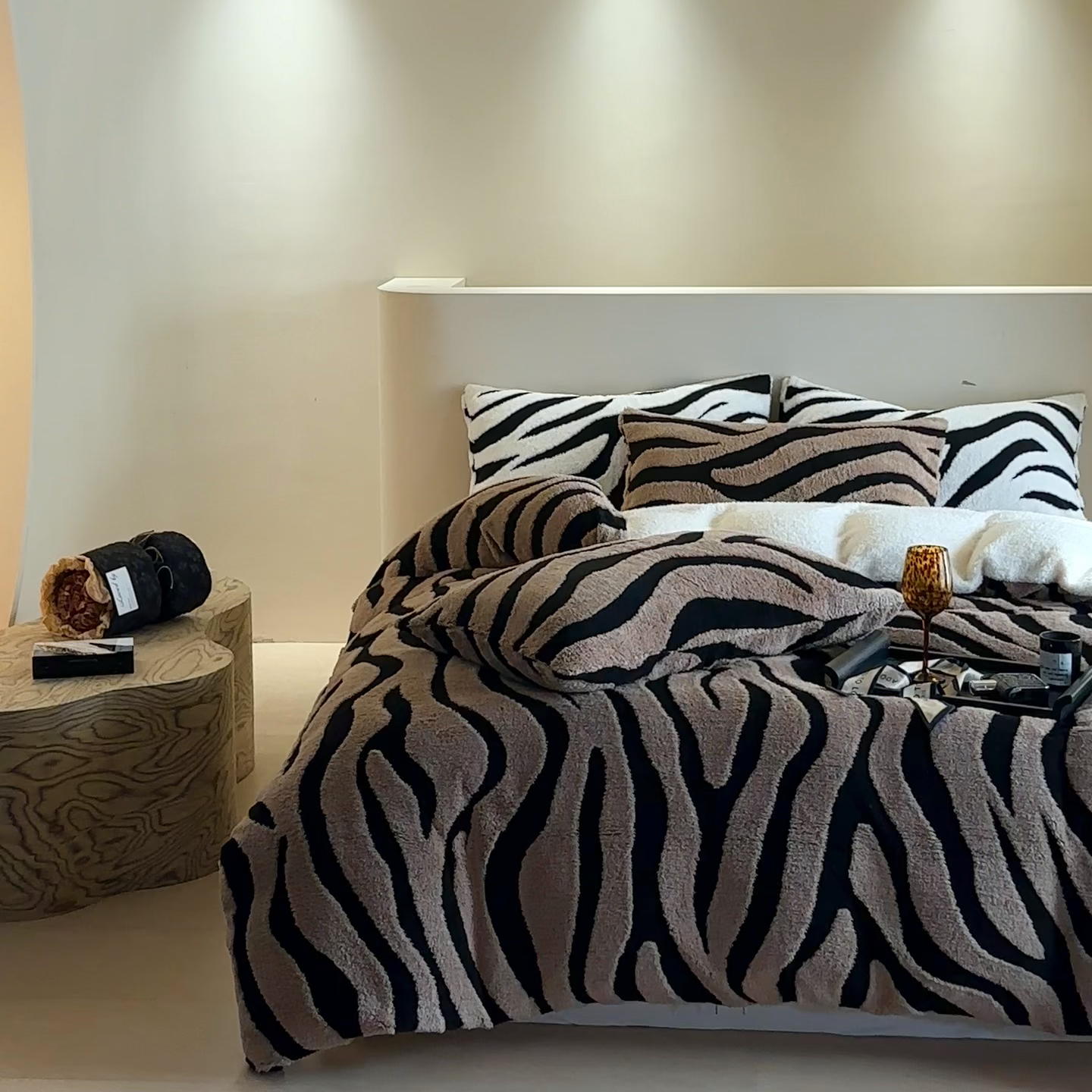 91家纺网 家纺一手货源 找家纺 温宁家纺 2025新款斑马被套毯毛毯盖毯 三件套-斑马纹咖色