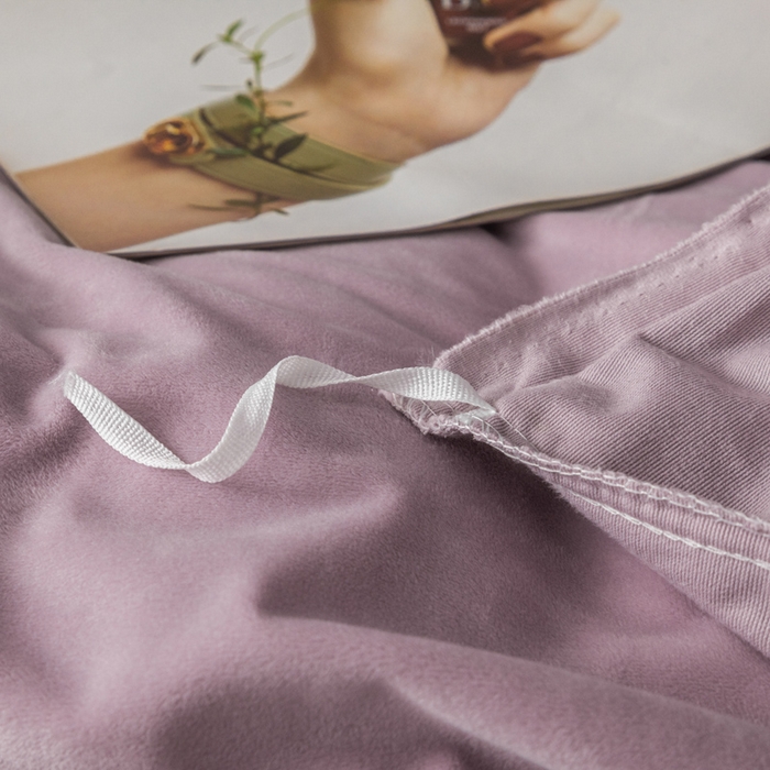 91家纺网 家纺一手货源 找家纺 悦织湾家纺 2025新款水晶绒刺绣羽毛四件套纯色床单被套枕套学生宿舍单双人床三四件套 羽毛-浅紫