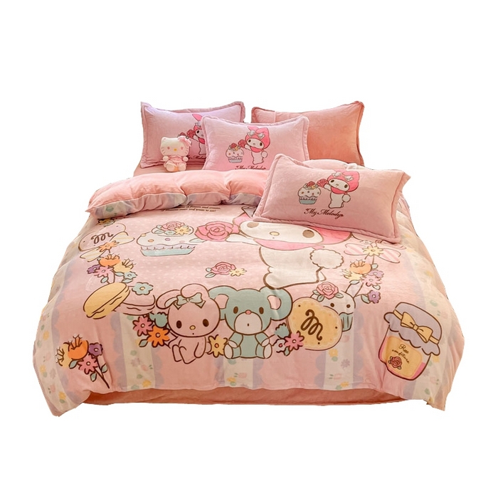 91家纺网 家纺一手货源 找家纺 金爱家 2025新款正版三丽鸥授权大版卡通平网数码印花加厚高克重牛奶绒系列四件套-第二批 熊熊兔美乐蒂