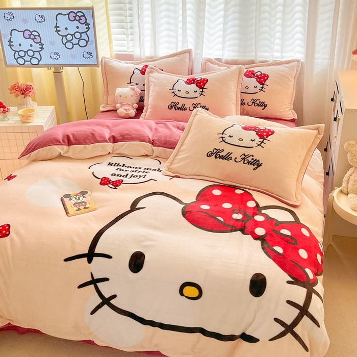 91家纺网 家纺一手货源 找家纺 金爱家 2025新款正版三丽鸥授权大版卡通平网数码印花加厚高克重牛奶绒系列四件套-第二批 蝴蝶kt