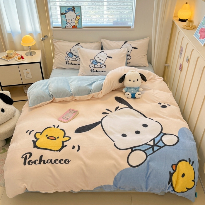 91家纺网 家纺一手货源 找家纺 金爱家 2025新款正版三丽鸥授权大版卡通平网数码印花加厚高克重牛奶绒系列四件套-第二批 绒R酷酷狗