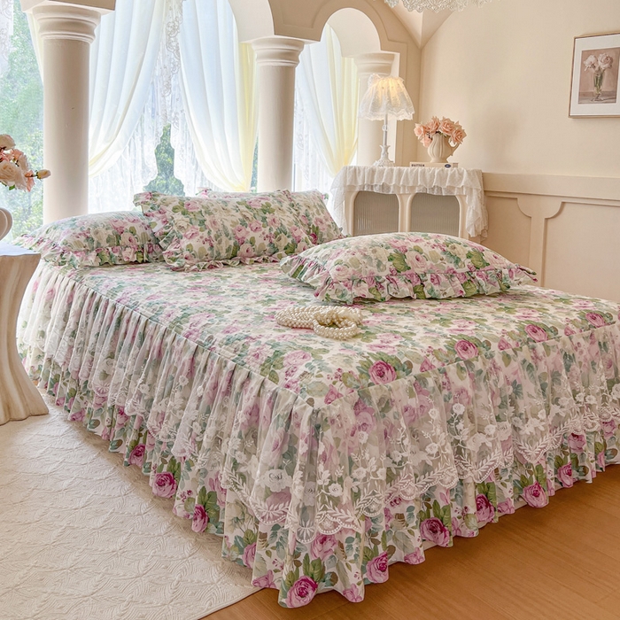 91家纺网 家纺一手货源 找家纺 瑞宝 2025新款13372全棉印花花边床裙三件套 爱丽丝