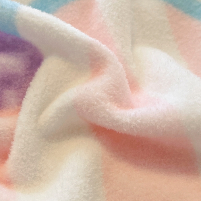 91家纺网 家纺一手货源 找家纺 金爱家 2025新款正版三丽鸥授权大版卡通平网数码印花加厚高克重牛奶绒系列四件套-第二批 绒R礼物美乐蒂