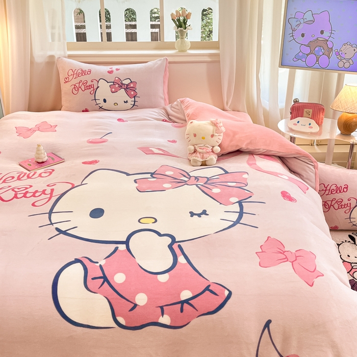 91家纺网 家纺一手货源 找家纺 （总）金爱家 2025新款正版三丽鸥授权大版卡通平网数码印花加厚高克重牛奶绒系列四件套-第一批