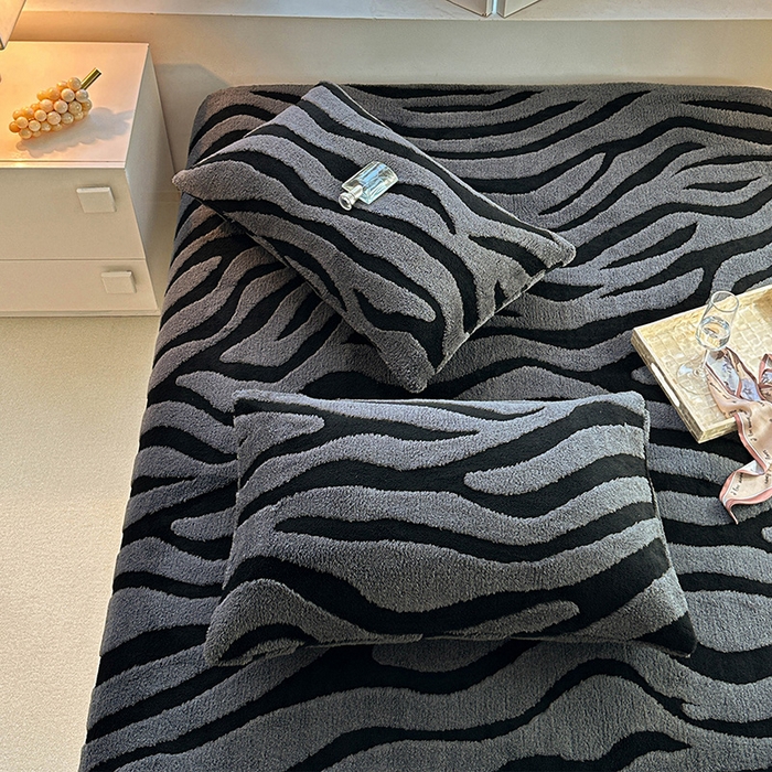 91家纺网 家纺一手货源 找家纺 温宁家纺 2025新款斑马纹床笠 床笠-斑马纹复古灰
