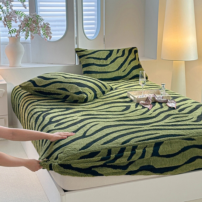 91家纺网 家纺一手货源 找家纺 温宁家纺 2025新款斑马纹床笠 床笠-斑马纹军绿