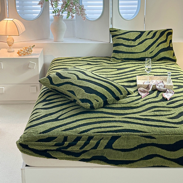 91家纺网 家纺一手货源 找家纺 温宁家纺 2025新款斑马纹床笠 床笠-斑马纹军绿