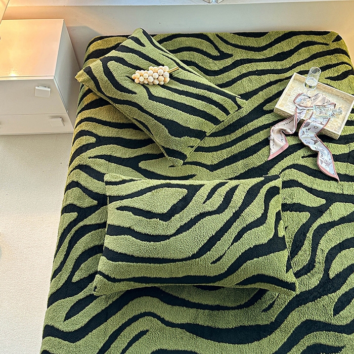 91家纺网 家纺一手货源 找家纺 温宁家纺 2025新款斑马纹床笠 床笠-斑马纹军绿