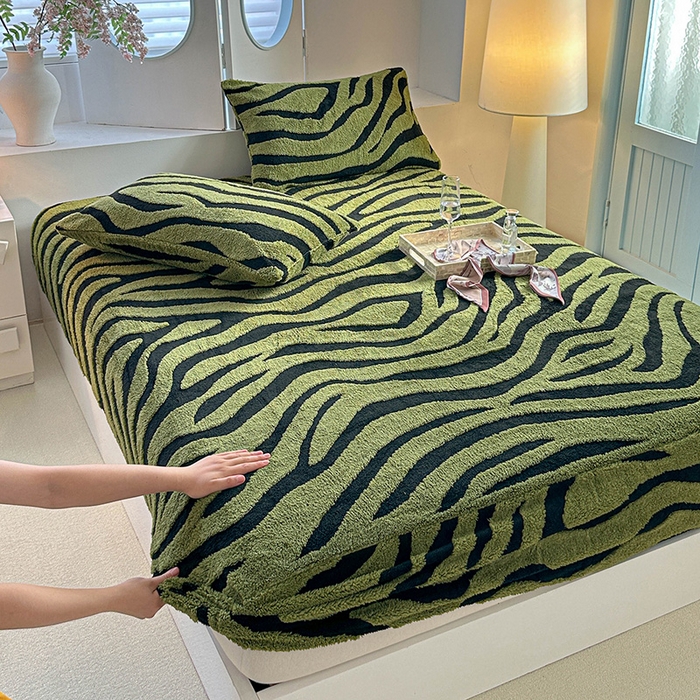 91家纺网 家纺一手货源 找家纺 温宁家纺 2025新款斑马纹床笠 床笠-斑马纹军绿