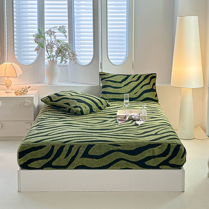 91家纺网 家纺一手货源 找家纺 温宁家纺 2025新款斑马纹床笠 床笠-斑马纹军绿