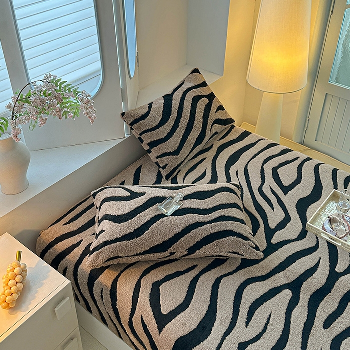 91家纺网 家纺一手货源 找家纺 温宁家纺 2025新款斑马纹床笠 床笠-斑马纹咖色