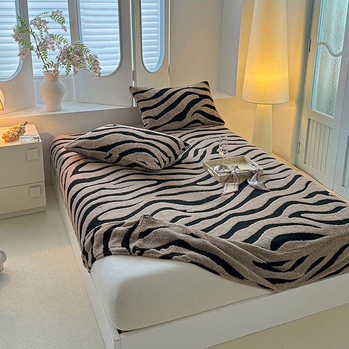 91家纺网 家纺一手货源 找家纺 温宁家纺 2025新款斑马纹床笠 床笠-斑马纹咖色