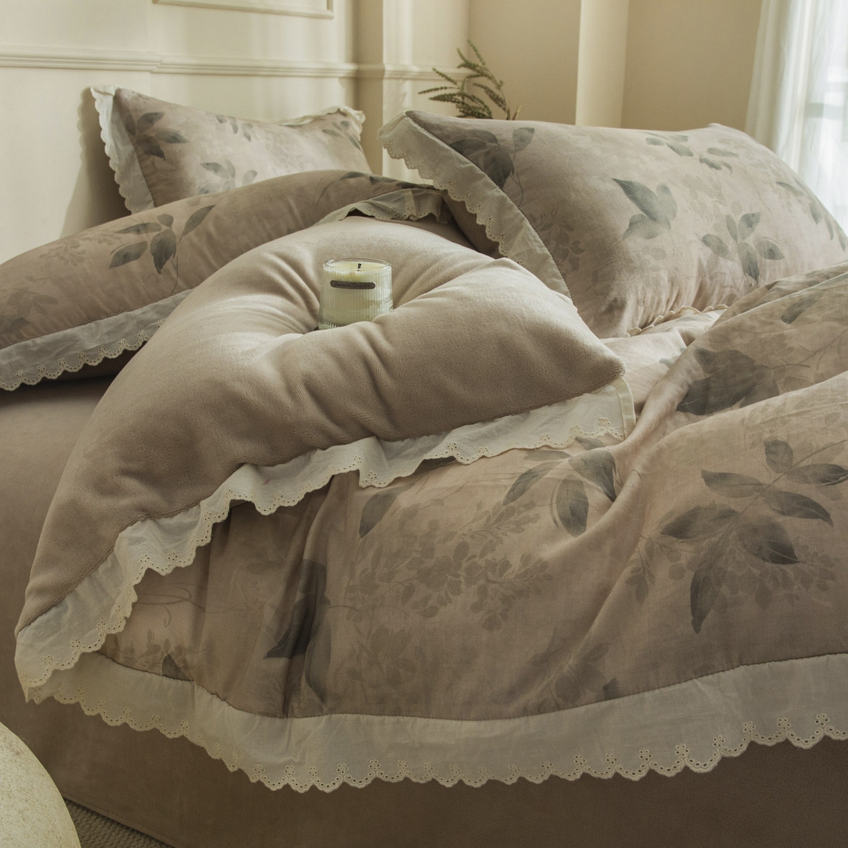 91家纺网 家纺一手货源 找家纺 大境 2025秋冬新款A类全棉双层纱棉加牛奶绒四件套韩版公主风 可颂