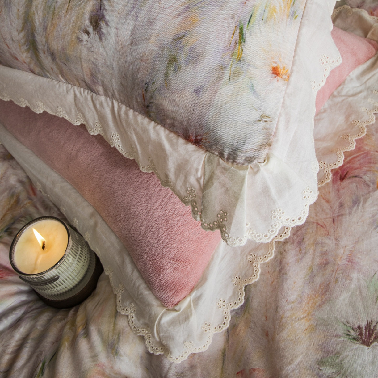 91家纺网 家纺一手货源 找家纺 大境 2025秋冬新款A类全棉双层纱棉加牛奶绒四件套韩版公主风 瑞芙丽