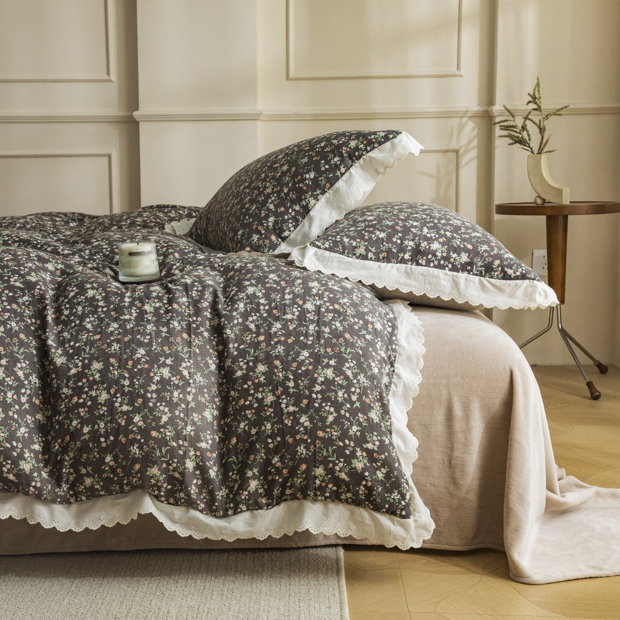 91家纺网 家纺一手货源 找家纺 大境 2025秋冬新款A类全棉双层纱棉加牛奶绒四件套韩版公主风 春野