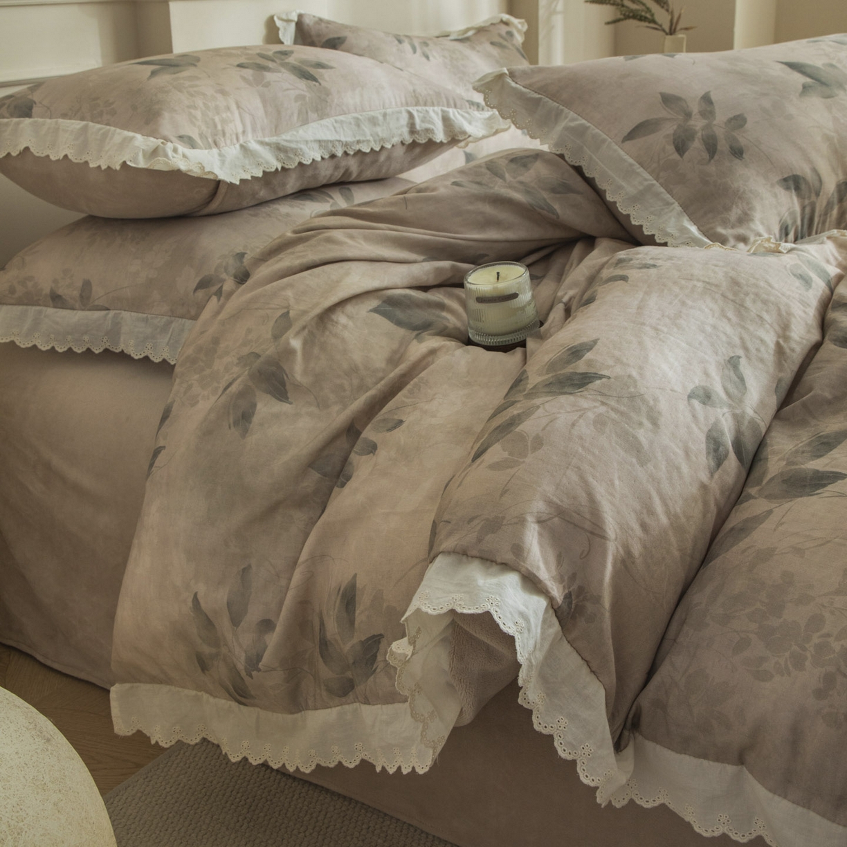 91家纺网 家纺一手货源 找家纺 大境 2025秋冬新款A类全棉双层纱棉加牛奶绒四件套韩版公主风 可颂