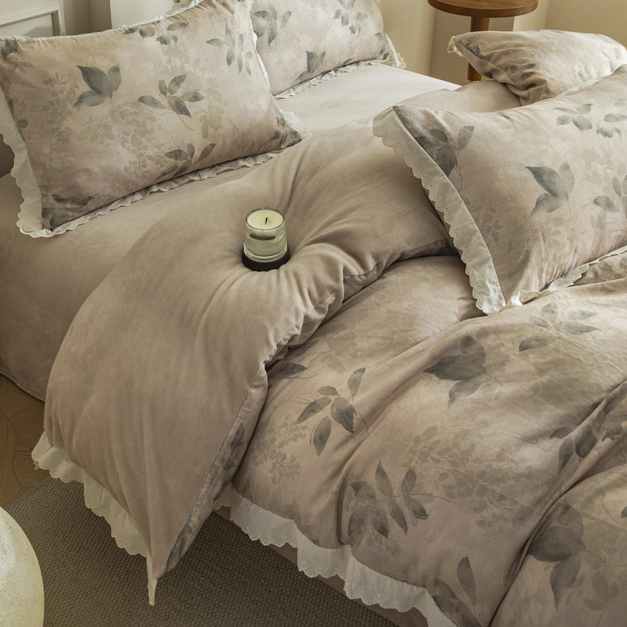 91家纺网 家纺一手货源 找家纺 大境 2025秋冬新款A类全棉双层纱棉加牛奶绒四件套韩版公主风 可颂