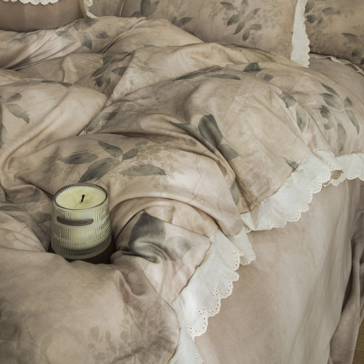 91家纺网 家纺一手货源 找家纺 大境 2025秋冬新款A类全棉双层纱棉加牛奶绒四件套韩版公主风 可颂