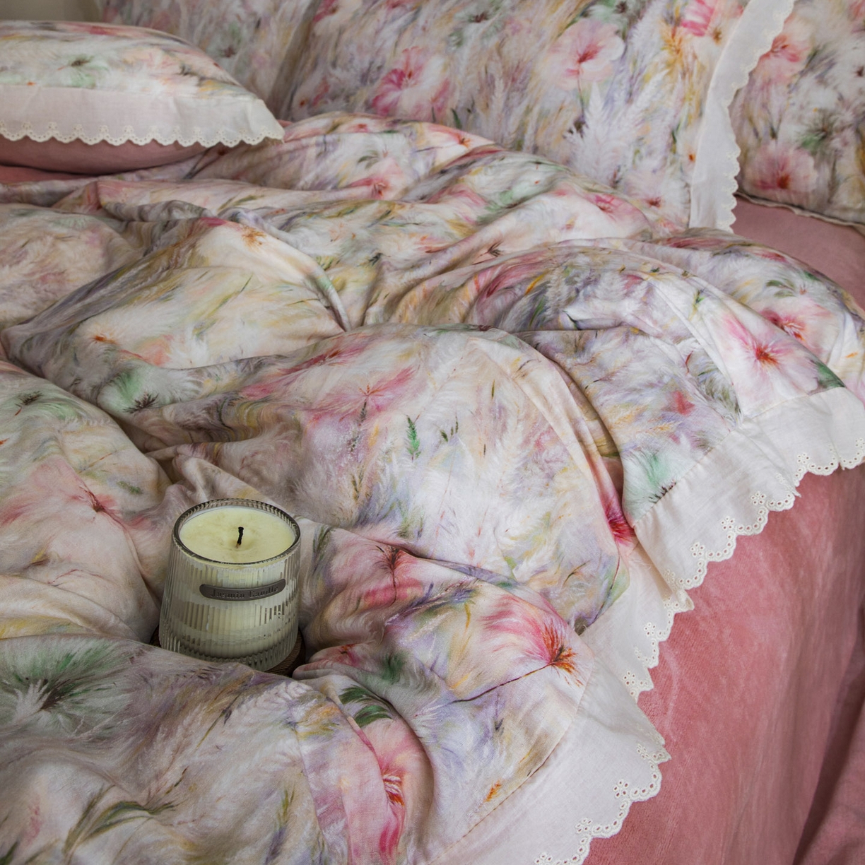 91家纺网 家纺一手货源 找家纺 大境 2025秋冬新款A类全棉双层纱棉加牛奶绒四件套韩版公主风 瑞芙丽