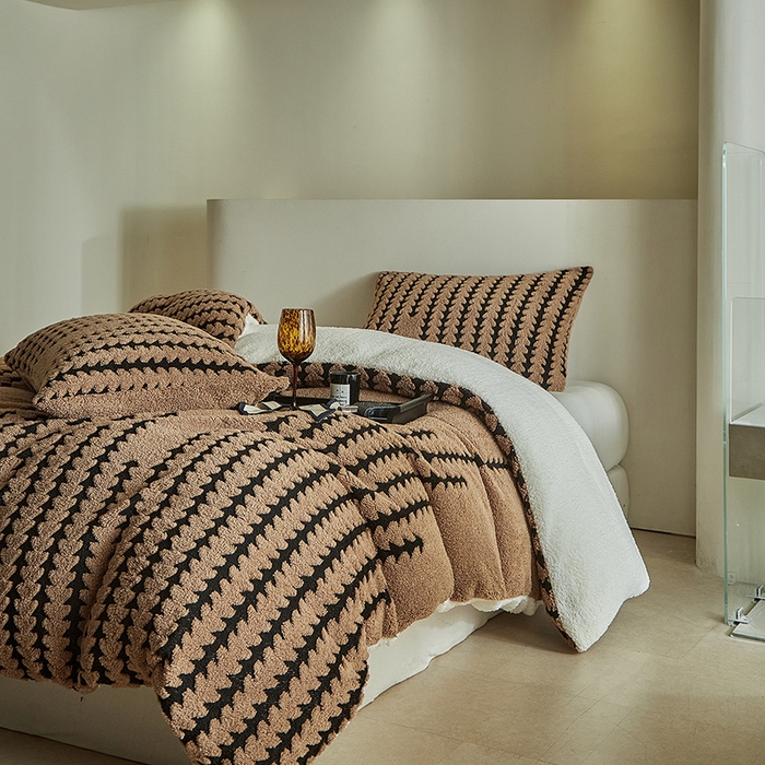 91家纺网 家纺一手货源 找家纺 （总）温宁家纺 2025新款步步高被套毯毛毯盖毯三件套单被套可配枕套