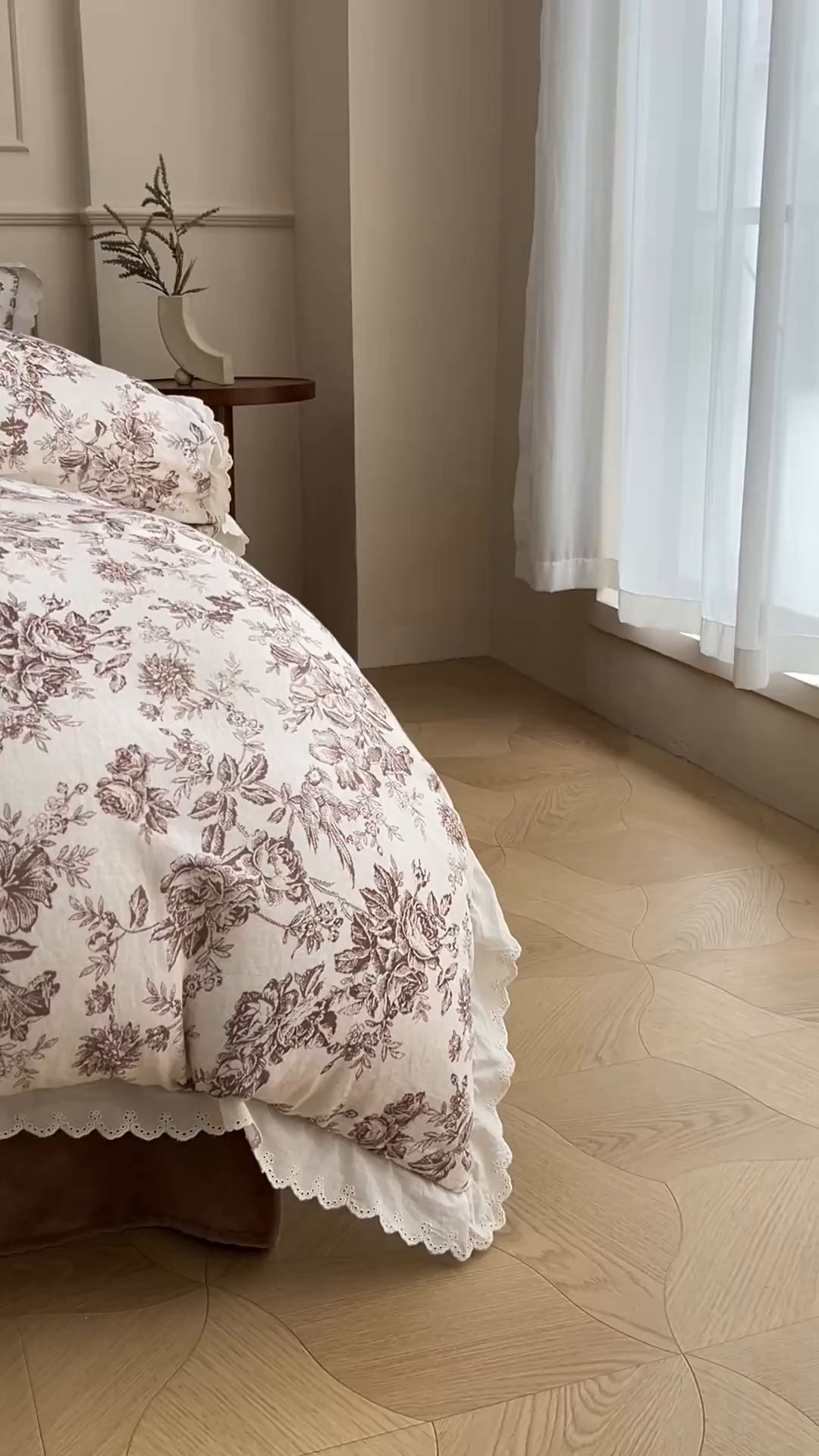 91家纺网 家纺一手货源 找家纺 大境 2025秋冬新款A类全棉双层纱棉加牛奶绒四件套韩版公主风 映秋