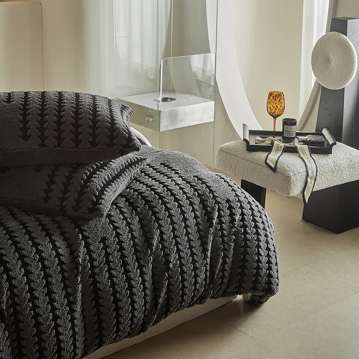 91家纺网 家纺一手货源 找家纺 温宁家纺 2025新款步步高被套毯毛毯盖毯三件套单被套可配枕套 三件套-步步高复古灰