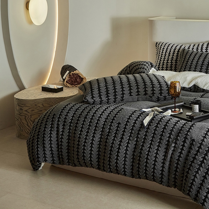 91家纺网 家纺一手货源 找家纺 温宁家纺 2025新款步步高被套毯毛毯盖毯三件套单被套可配枕套 三件套-步步高复古灰