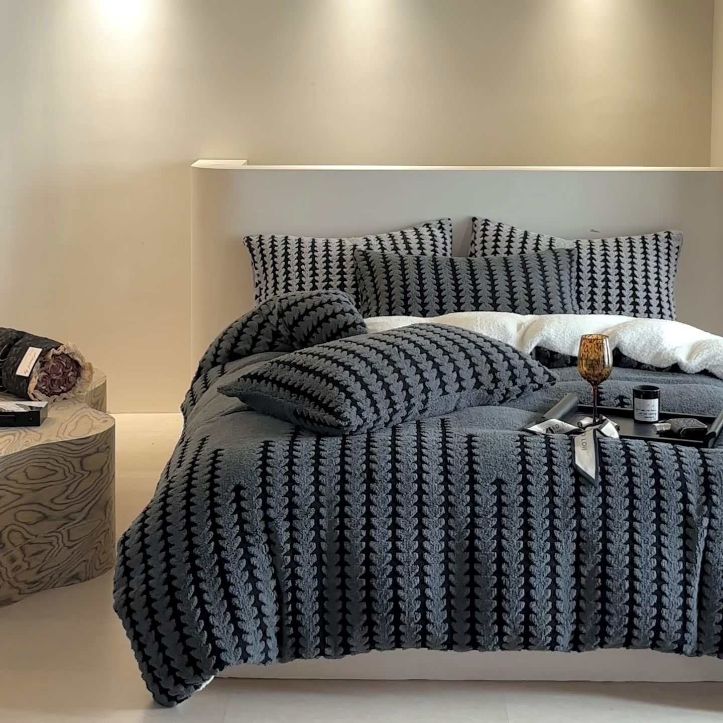 91家纺网 家纺一手货源 找家纺 温宁家纺 2025新款步步高被套毯毛毯盖毯三件套单被套可配枕套 三件套-步步高复古灰