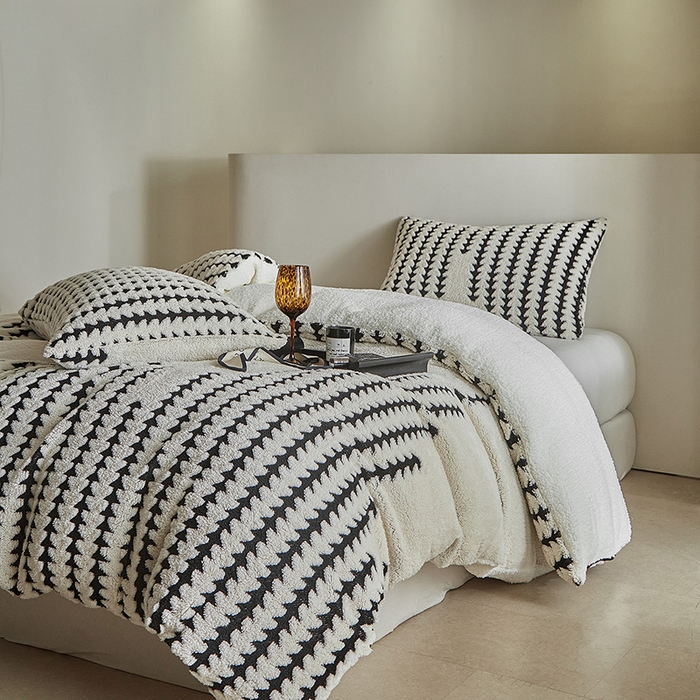 91家纺网 家纺一手货源 找家纺 温宁家纺 2025新款步步高被套毯毛毯盖毯三件套单被套可配枕套 三件套-步步高米白