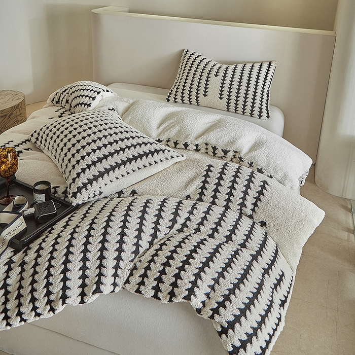 91家纺网 家纺一手货源 找家纺 温宁家纺 2025新款步步高被套毯毛毯盖毯三件套单被套可配枕套 三件套-步步高米白