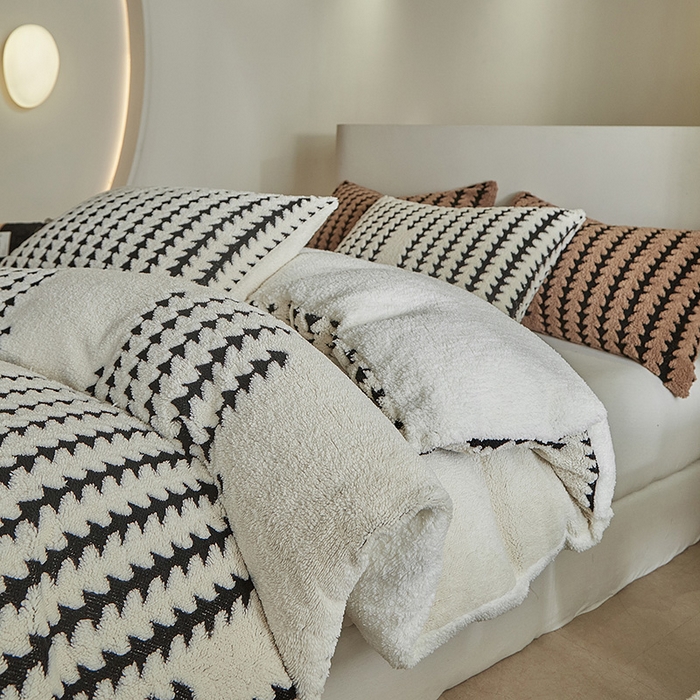 91家纺网 家纺一手货源 找家纺 温宁家纺 2025新款步步高被套毯毛毯盖毯三件套单被套可配枕套 三件套-步步高米白