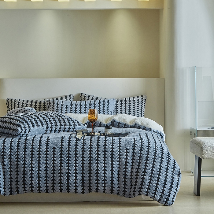 91家纺网 家纺一手货源 找家纺 温宁家纺 2025新款步步高被套毯毛毯盖毯三件套单被套可配枕套 三件套-步步高雾蓝