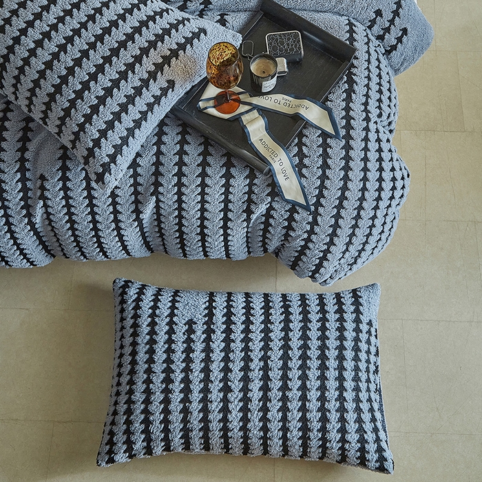 91家纺网 家纺一手货源 找家纺 温宁家纺 2025新款步步高被套毯毛毯盖毯三件套单被套可配枕套 三件套-步步高雾蓝